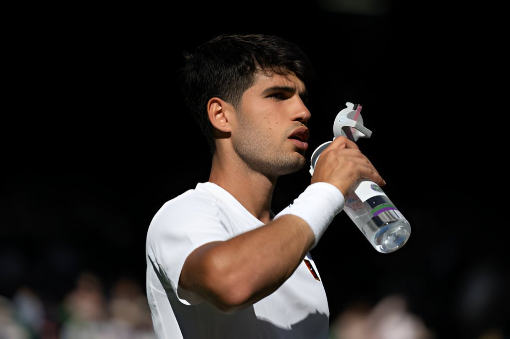 Carlos Alcaraz Shows His Heart: Replies to Daughter of Wimbledon Fan Who Fell&nbsp;Ill